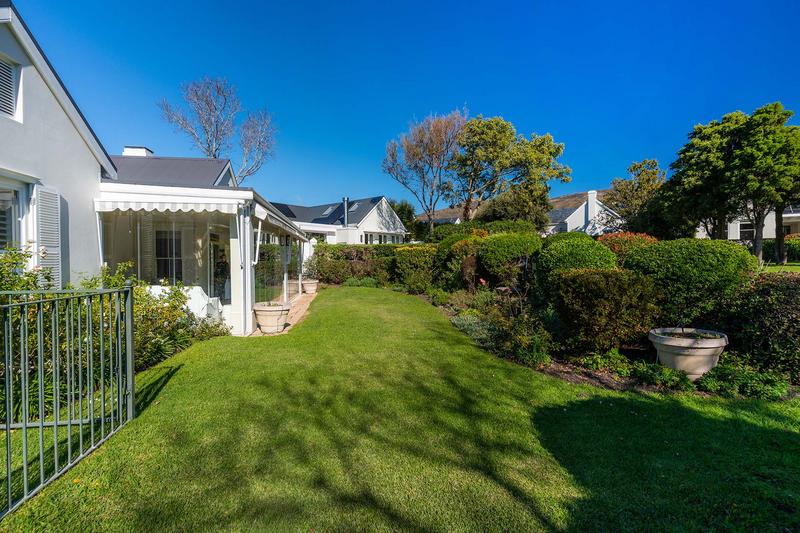 4 Bedroom Property for Sale in Steenberg Estate Western Cape
